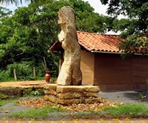 Stone Carvers Monument.  Source: Visitasantander.co