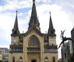 Cathedral of Manizales. Source: Flickr.com By: Cris Valencia